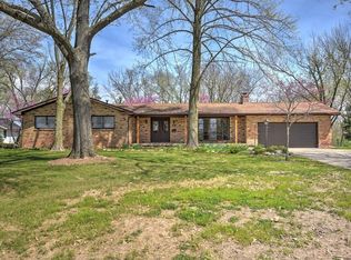 3058 Lake Bluff Dr, Decatur, IL 62521