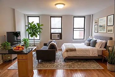 45 West 55th Street, #5J