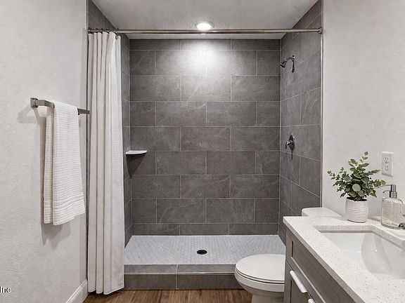 4th image of 5928 DIAMOND Street