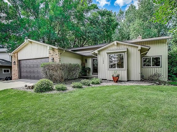2nd image of 7424 Candlewood Dr