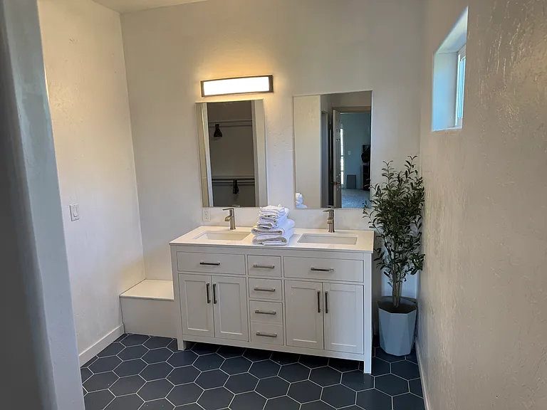 66361 Crestview Dr — Photo 6