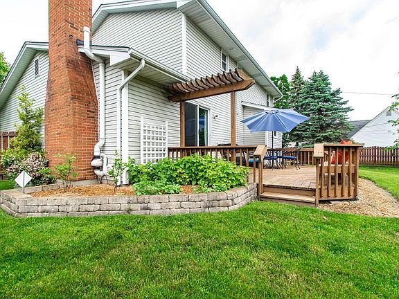 5th image of 4248 Greensview Dr