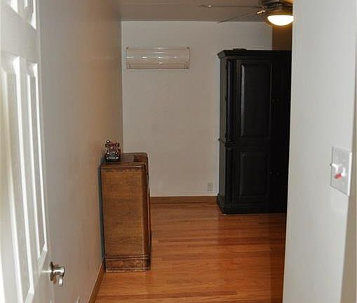 4th image of 15275 Pugatz St