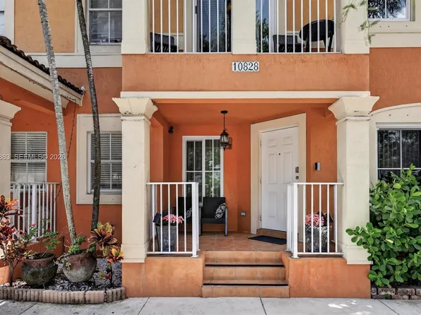 10828 SW 243rd St, Homestead, FL 33032