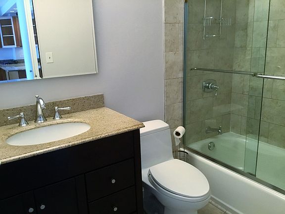 5th image of 1660 N La Salle St #3707