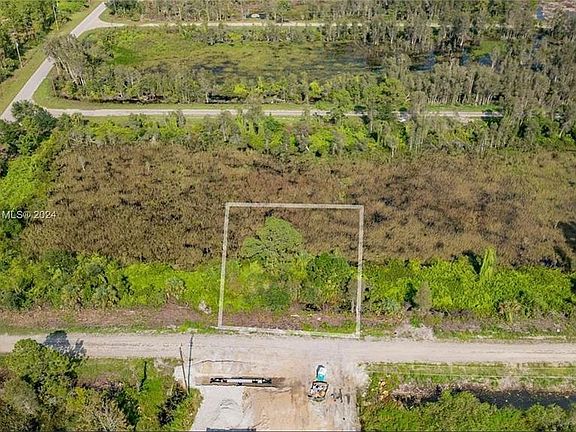 4th image of 853 BELDEN AVENUE LOT 3