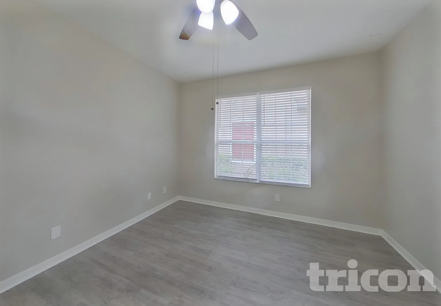 20049 Heritage Point Drive Tampa FL — Photo 2