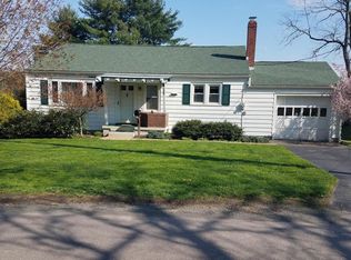 238 W Center Hill Rd, Dallas, PA 18612