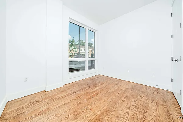 Rented by Nooklyn NYC LLC | media 28