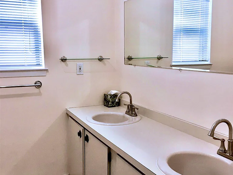 70 Hickory Rd #B — Photo 12