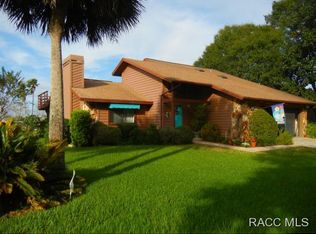 12015 W Marlin Ct, Homosassa, FL 34448