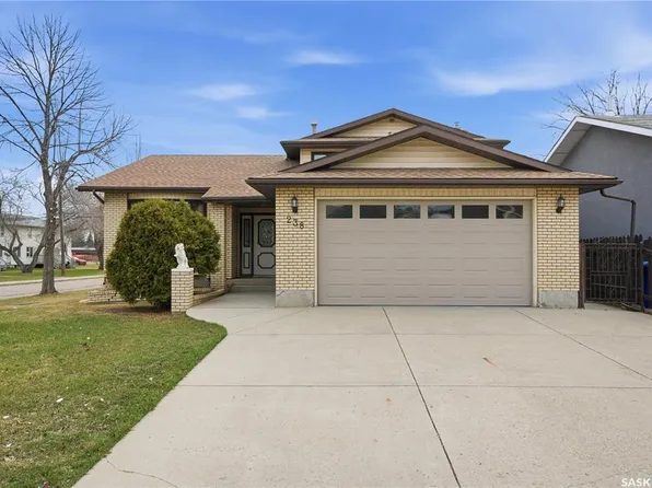 238 S AVENUE N, Saskatoon, SK S7L 2Z8