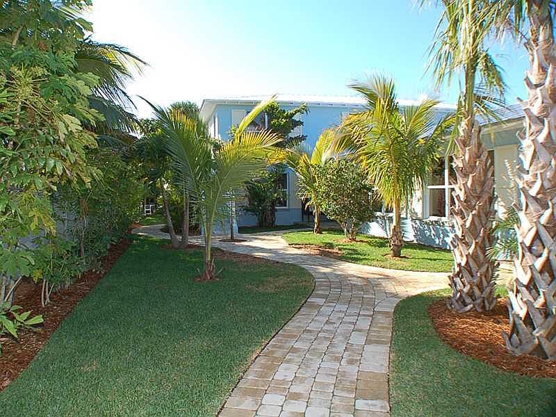 1st image of 924 Coquina Ln Unit 2