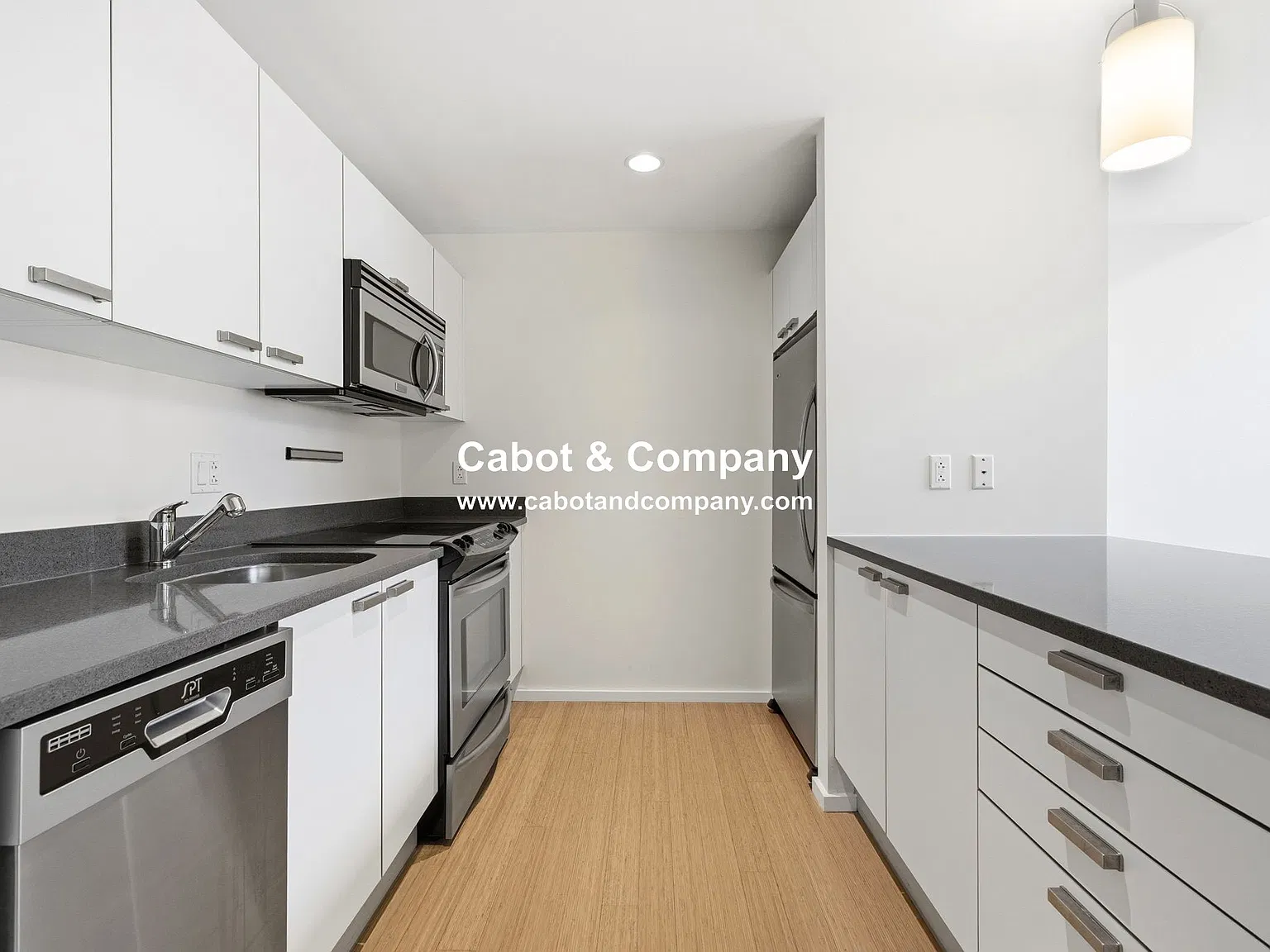1 Earhart St — Photo 2