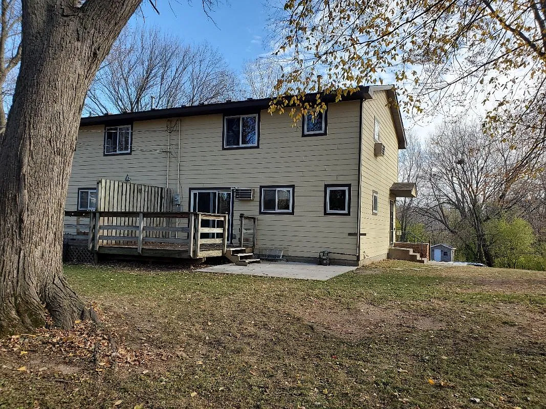 3 bed, 2.5 bath, 1750 sqft, $2,250 — Photo 4