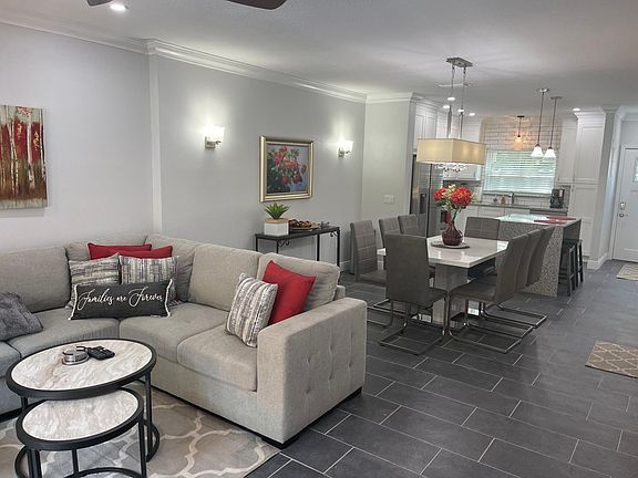2nd image of 11701 Wesson Cir W