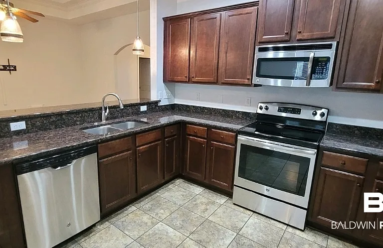 6057 Andhurst Dr — Photo 3