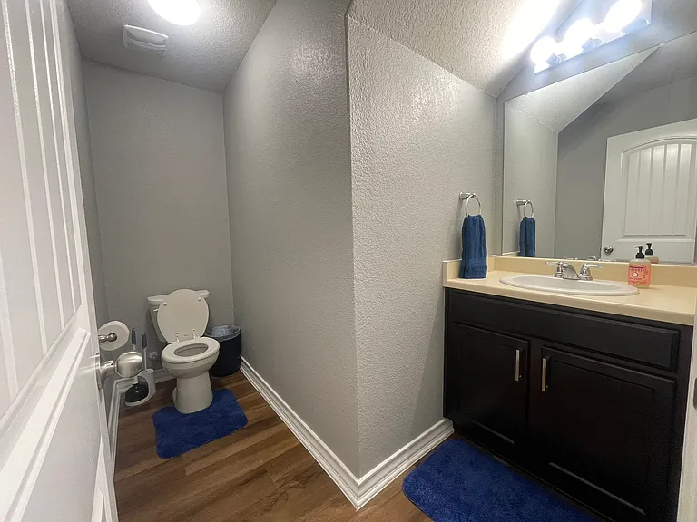6078 Akin Quay — Photo 17
