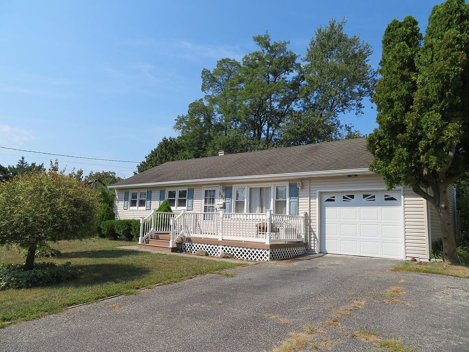 1st image of 198 Sharon Dr