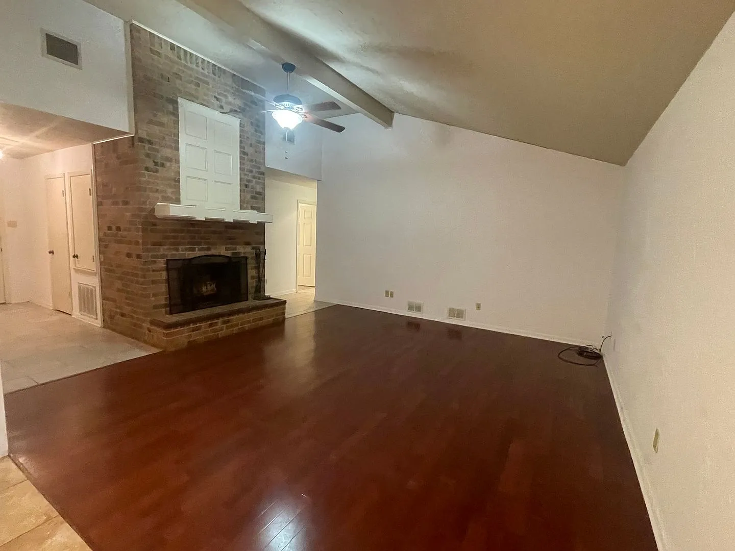 3 bed 2 bath house in Abor Oaks SD — Photo 3