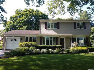 8 New Dorp Pl, Melville, NY 11747