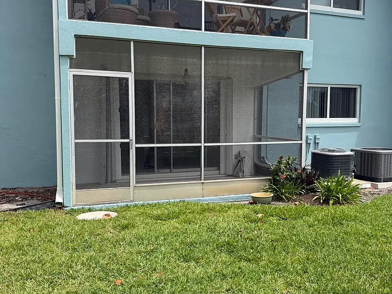 1100 Pine Dr #102 — Photo 19