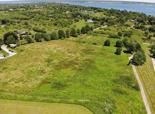 208 Howland Ave, Middletown, RI 02842