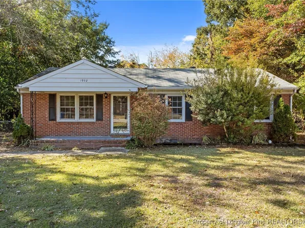 1932 Westhill Dr, Fayetteville, NC 28304