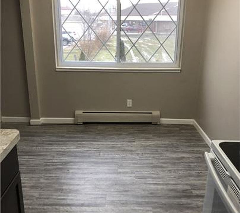 906 E Sturgis St Apartment Rentals Saint Johns, MI Zillow