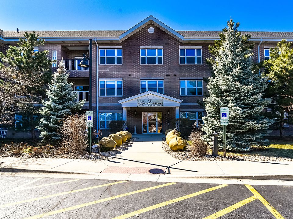 1st image of 10 N Gilbert St APT 205