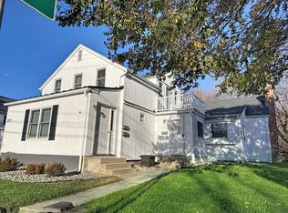 27 Liberty St, Pawcatuck, CT 06379