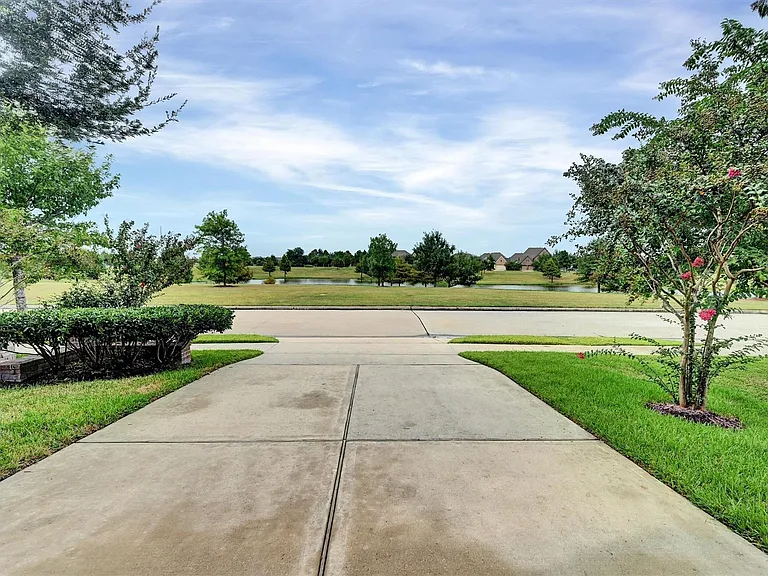 18735 Waketon Dr — Photo 39