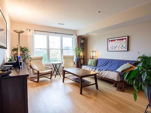 2nd image of 560 Little Lake Dr Unit 11