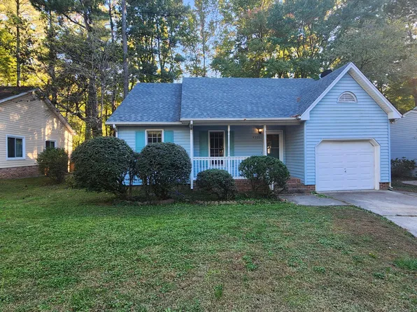 4505 Hollirose Pl, Raleigh, NC 27616