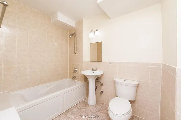 Rented by Town Residential | media 23