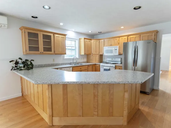 150 Pigeon Hill Road, Mechanic Falls, ME 04256