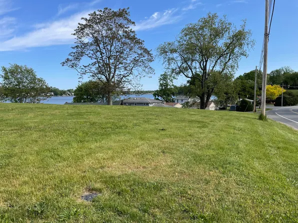 5016 N Watervliet Rd, Watervliet, MI 49098