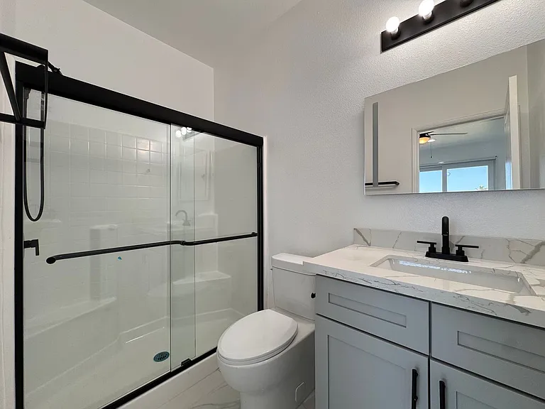 16220 Arrow Blvd — Photo 15