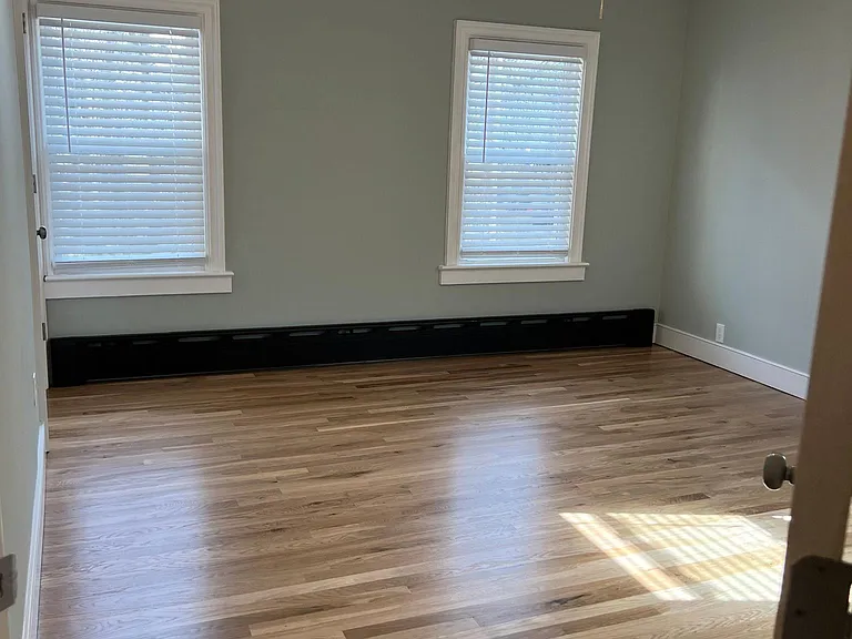 184 Union Ave — Photo 9