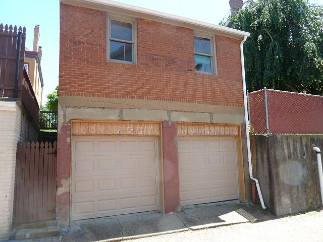 2nd image of 328 S Linden Ave