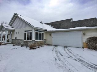 14428 Hunters Ln, Savage, MN 55378