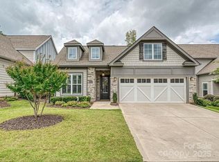 2034 Laney Pond Rd, Matthews, NC 28104