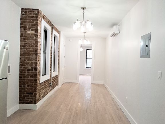 4th image of 115 Dikeman St APT 2R