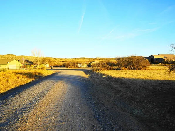 6910 E Russell Flats Rd, Cornville, AZ 86325