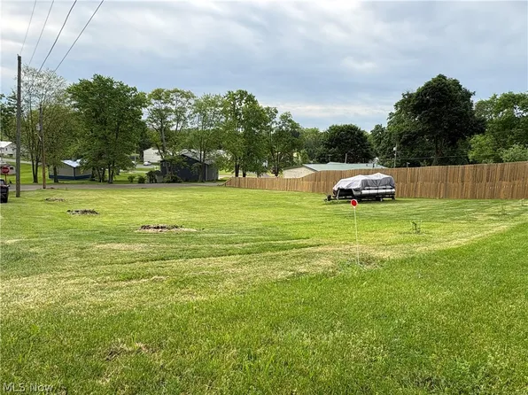 32145 Hillcrest Ave, Hanoverton, OH 44423