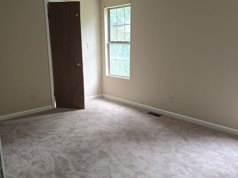 2nd image of 8539 Westchester Dr