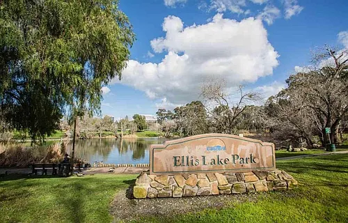 1731 Ellis St Photo 1
