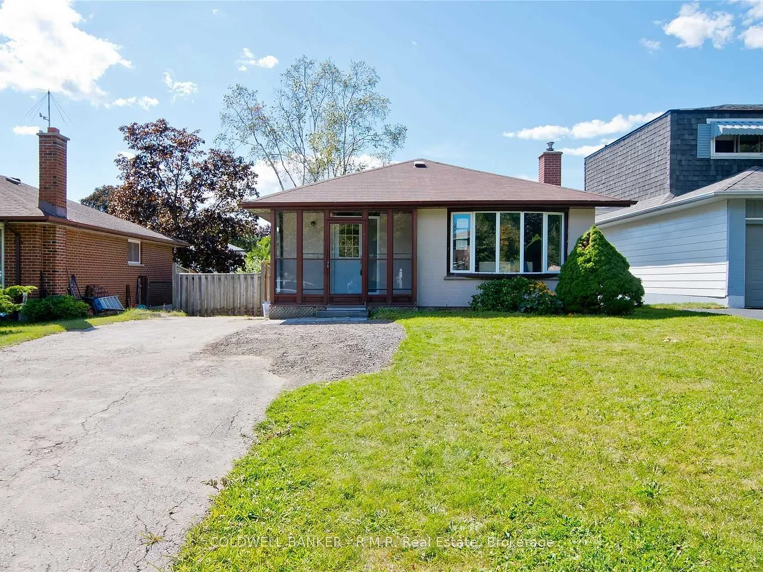 3 bed, $2,300 — Photo 1