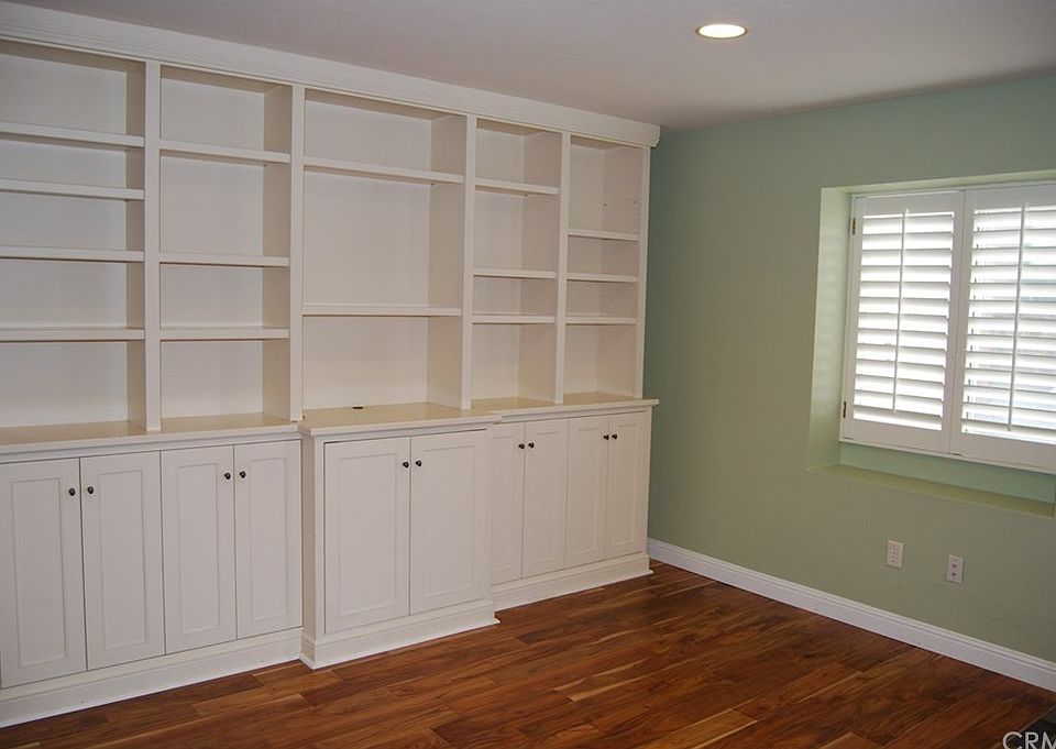 1st image of 1351 Royal Way APT 32