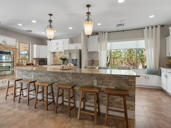 885 Via Del Tramonto St, Henderson, NV 89011
